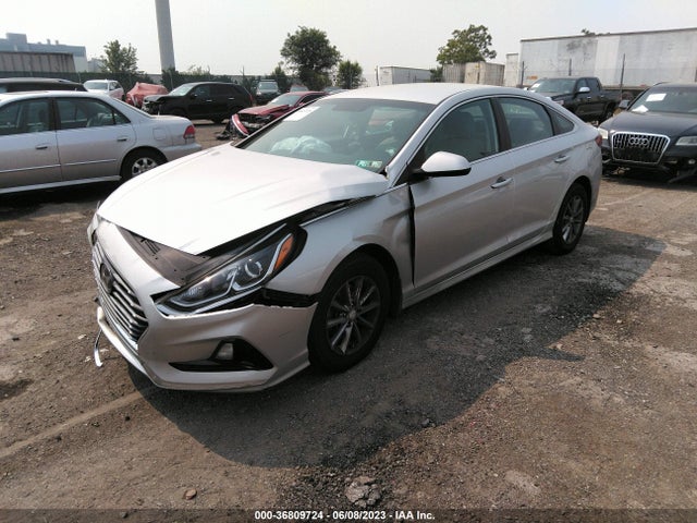 Hyundai SONATA SE 2018 5NPE24AFXJH664076 Image 2