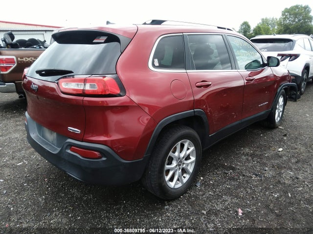 1C4PJMCB8FW576506 Jeep Cherokee Latitude