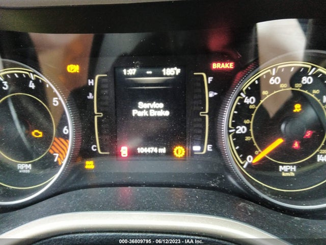 1C4PJMCB8FW576506 Jeep Cherokee Latitude