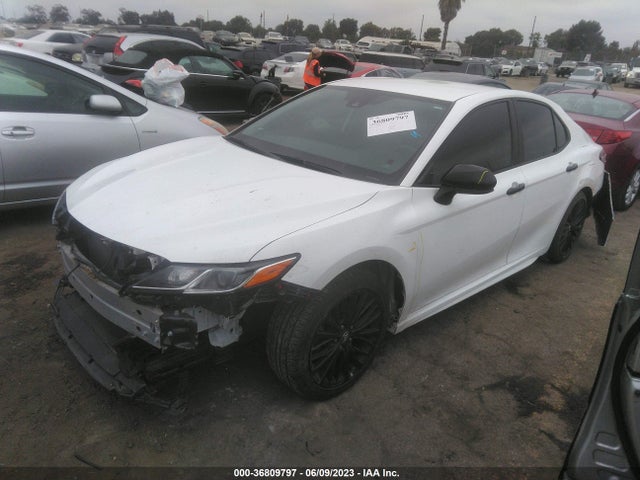 Toyota CAMRY SE 2020 4T1G11AK9LU331458 Image 2