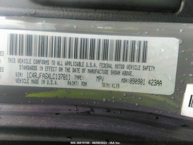 1C4RJFAGXLC137811 Jeep Grand Cherokee Altitude