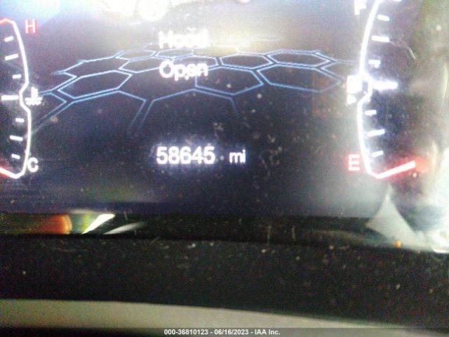3C4NJDCB2JT319279 Jeep Compass Limited
