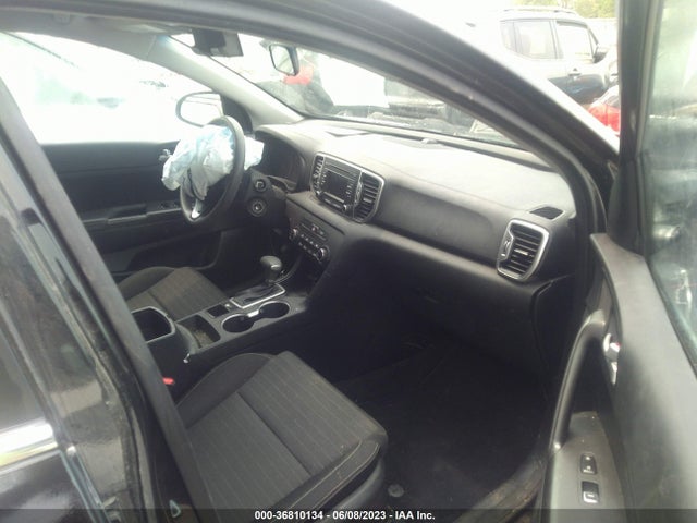 2018 KIA SPORTAGE LX VIN: KNDPM3AC8J7322634