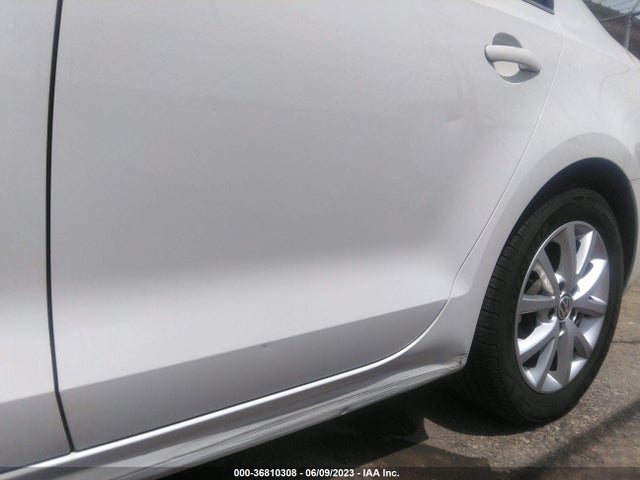 3VWD07AJ7EM427856 Volkswagen Jetta Sedan Se W/connectivity/sunroof