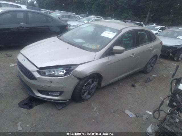 2018 FORD FOCUS SE VIN: 1FADP3FE2JL238245