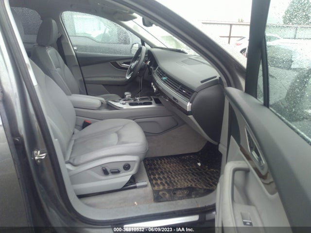 WA1LHAF71JD014851 Audi Q7 Premium Plus