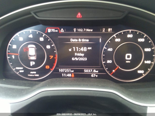 WA1LHAF71JD014851 Audi Q7 Premium Plus