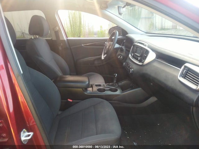 KIA SORENTO LX 2016 5XYPG4A51GG157505 Image 11
