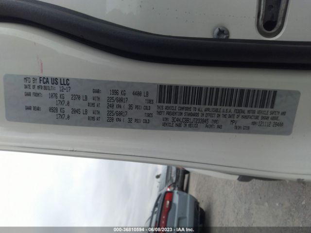 3C4NJCBB1JT233845 Jeep Compass Latitude