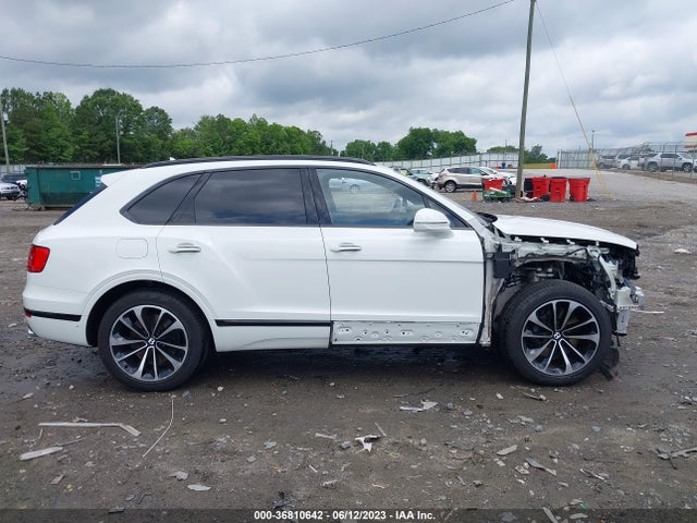 2019 Bentley Bentayga, VIN: SJAAM2ZV2KC024581
