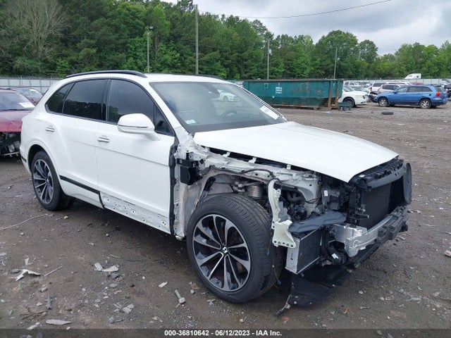 2019 Bentley Bentayga, VIN: SJAAM2ZV2KC024581