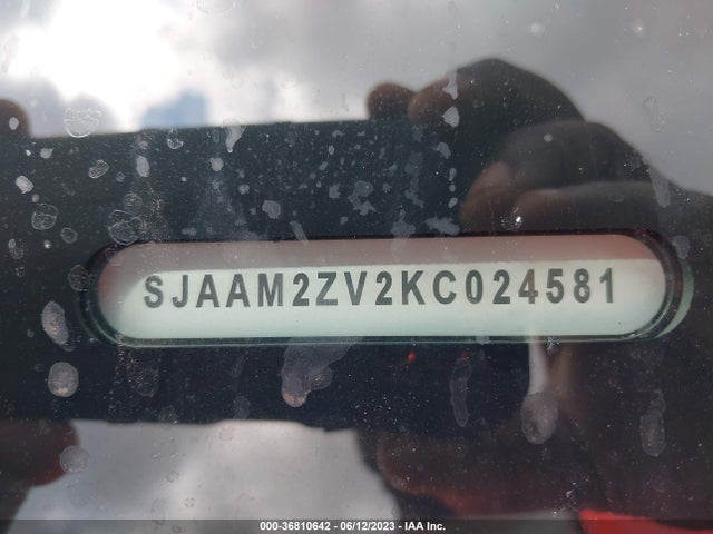2019 Bentley Bentayga, VIN: SJAAM2ZV2KC024581