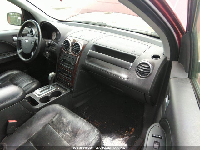 2005 FORD FREESTYLE LIMITED VIN: 1FMDK06115GA77028