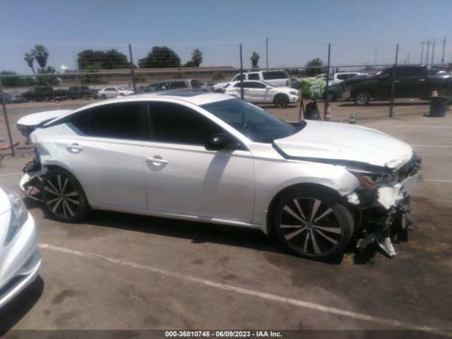 1N4BL4CVXKC246737 Nissan Altima 2.5 Sr