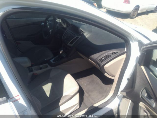 1FADP3F26EL138452 Ford FOCUS SE