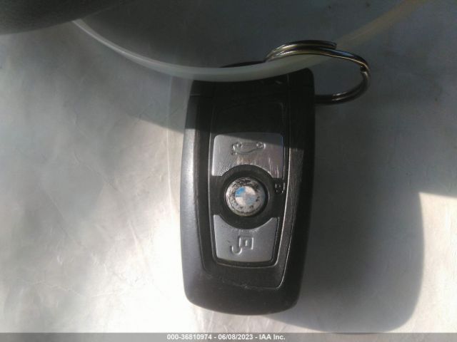 WBA3C1C55FK118637 BMW 3 Series 328i