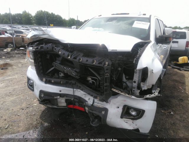 1GT12UE88GF249657 GMC Sierra 2500hd Denali