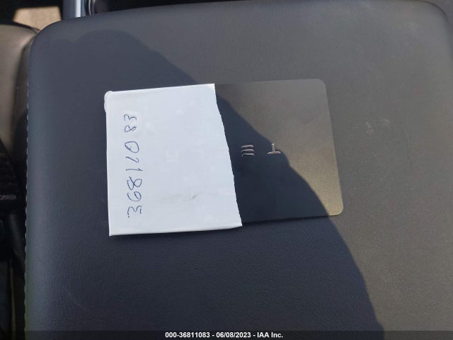 Tesla Model Y Long Range 2020 5YJYGDEE4LF013754 Image 13