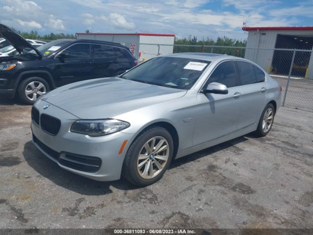 WBA5A5C53ED510993 BMW 5 Series 528i