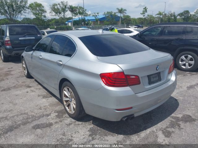 WBA5A5C53ED510993 BMW 5 Series 528i