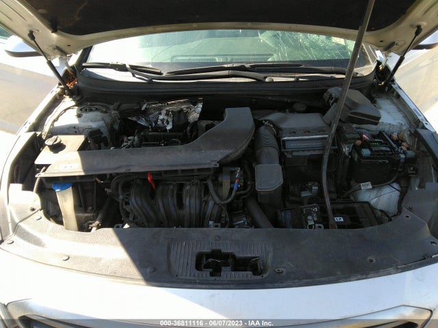 Hyundai SONATA SE 2017 5NPE24AF3HH553928 Image 12