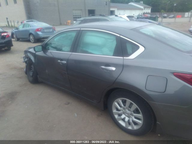 1N4AL3AP8JC123365 Nissan Altima 2.5 S