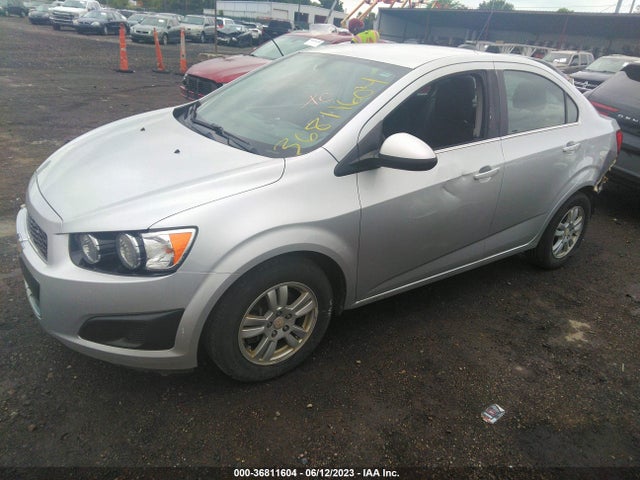 Chevrolet Sonic Lt Auto 2016 1G1JC5SH0G4171337 Image 2
