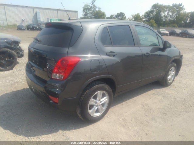 Chevrolet TRAX LS 2020 3GNCJNSB7LL232678 Image 4