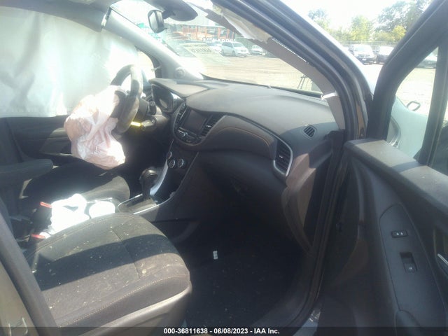 Chevrolet TRAX LS 2020 3GNCJNSB7LL232678 Image 5