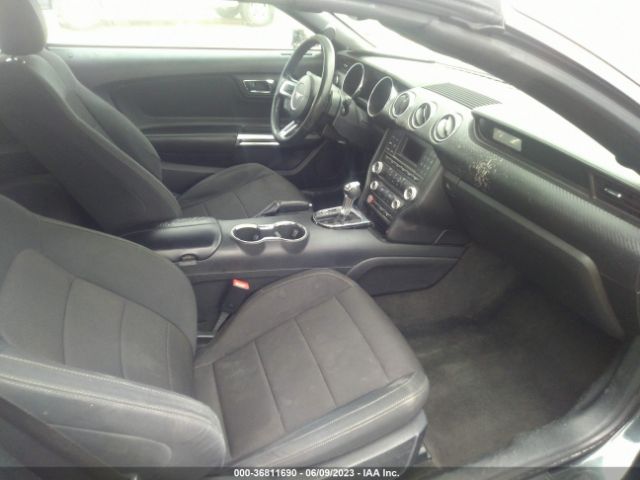 1FATP8EM4G5318399 Ford Mustang V6