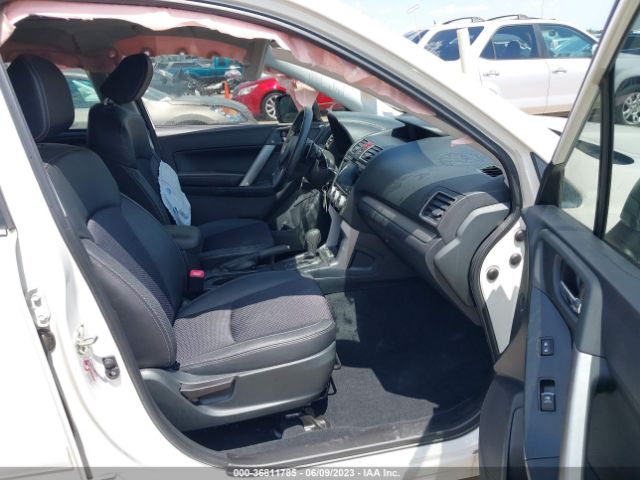 JF2SJGEC5JH408452 Subaru Forester Premium