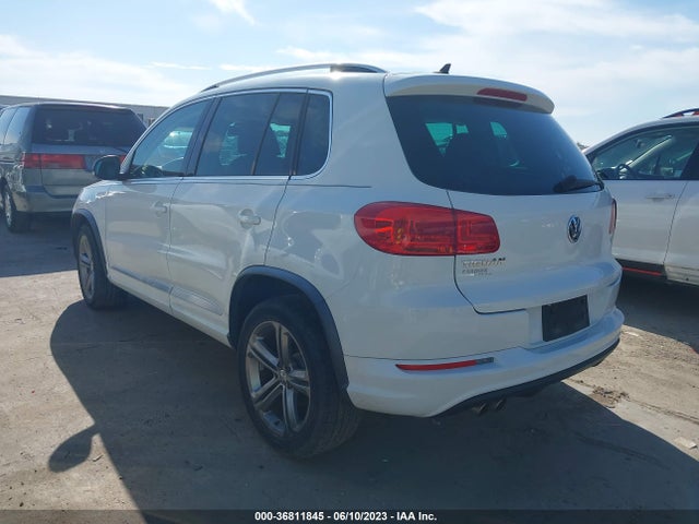 WVGTV7AX5HW505300 Volkswagen Tiguan Sport