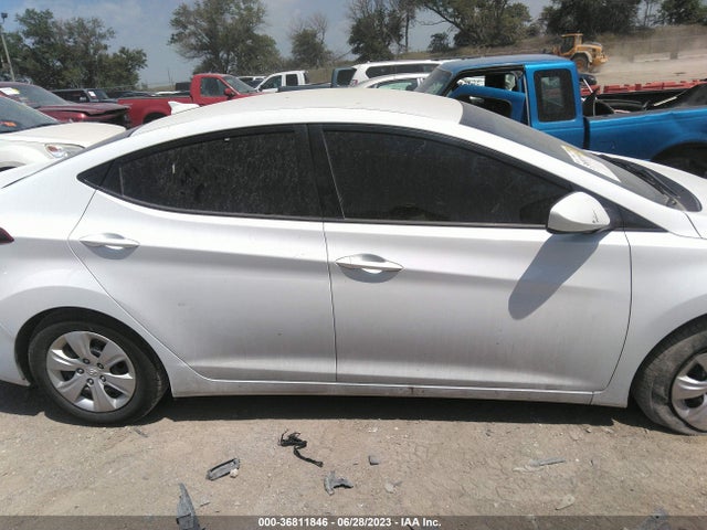 Hyundai ELANTRA SE 2016 5NPDH4AE1GH752525 Image 5