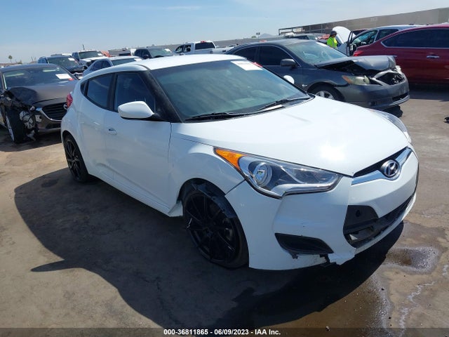 2016 KMHTC6AD8GU300487 main image