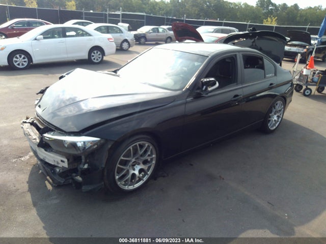 BMW 3 Series 320i 2014 WBA3B1G59ENS78546 Image 2