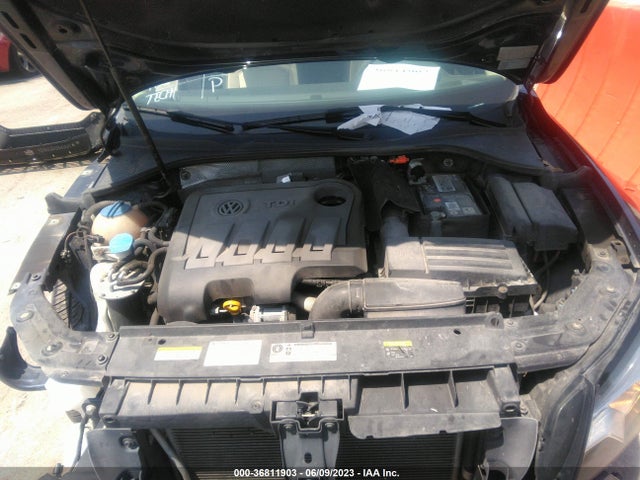 1VWBN7A33EC118820 Volkswagen Passat Tdi Se W/sunroof & Nav