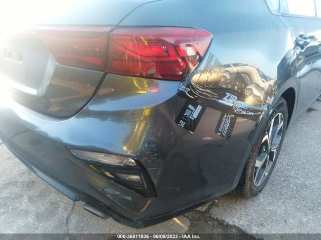 3KPF24AD8ME267204 KIA Forte Lxs