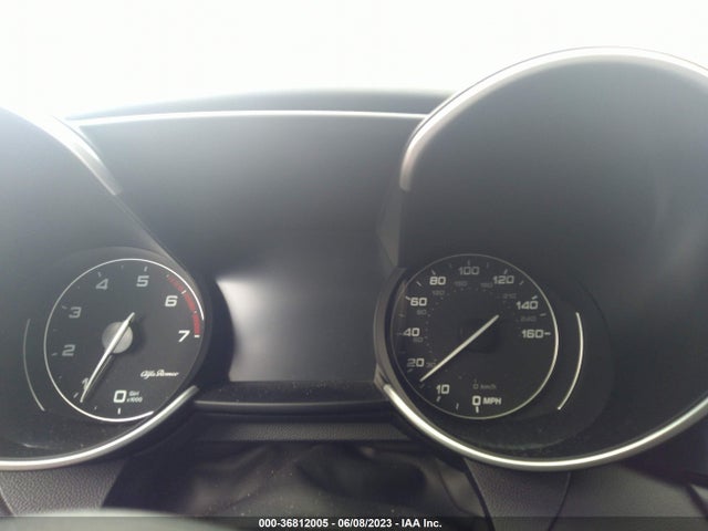 2022 Alfa Romeo Giulia, VIN: ZARFAMBN3N7653837