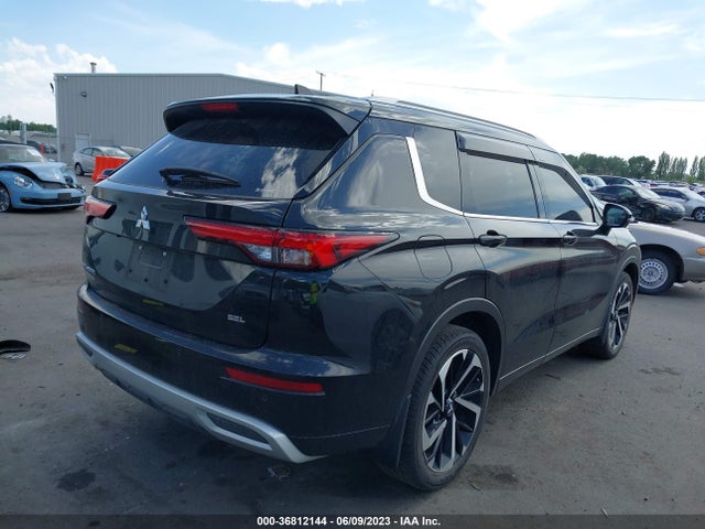 JA4J4VA88NZ044450 Mitsubishi Outlander Sel