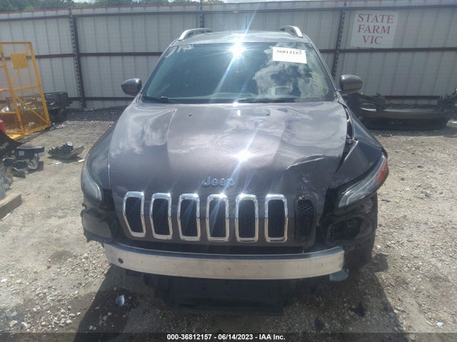 1C4PJLCB3FW793360 Jeep Cherokee Latitude