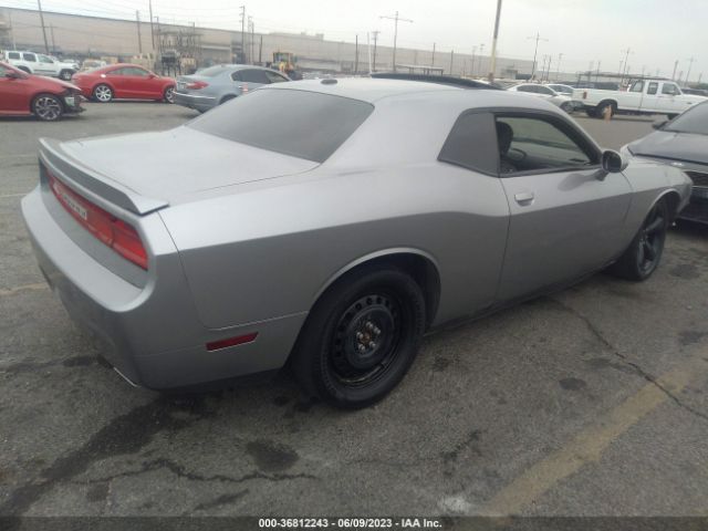 2C3CDYAG4EH293534 Dodge Challenger Sxt