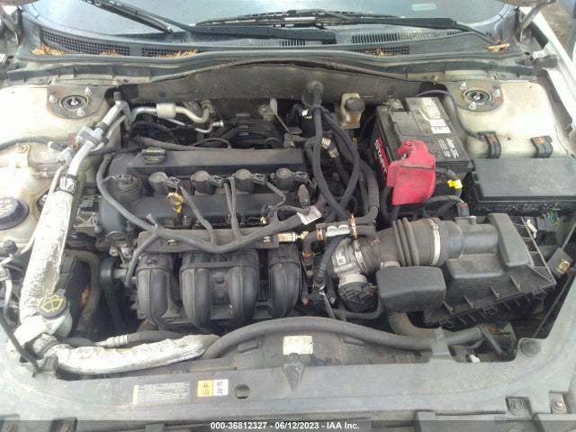 2010 FORD FUSION SE VIN: 3FAHP0HA7AR249172