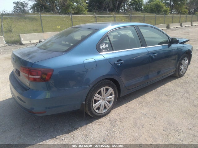 3VW2B7AJ0HM413769 Volkswagen Jetta 1.4t S