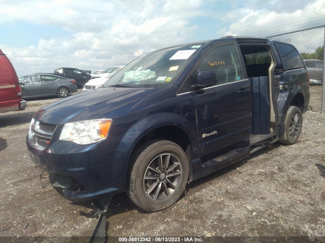 Dodge Grand Caravan Sxt 2017 2C4RDGCG9HR772477 Image 2