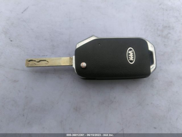 KNDJ23AU9M7772995 KIA SOUL S
