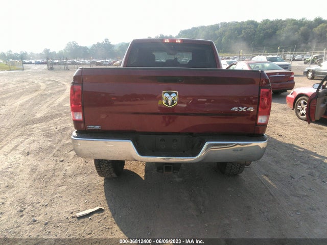 2018 RAM 2500 TRADESMAN VIN: 3C6UR5CL4JG308383