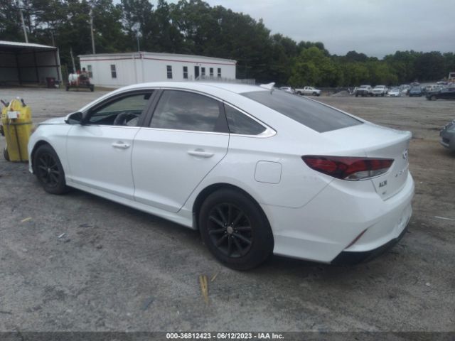 Hyundai SONATA SE 2019 5NPE24AF6KH786368 Image 9