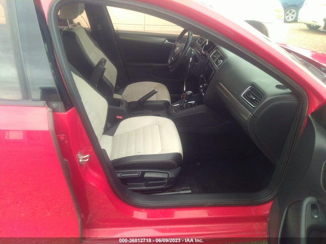3VWD17AJ3GM281195 Volkswagen Jetta Sedan 1.8t Sport