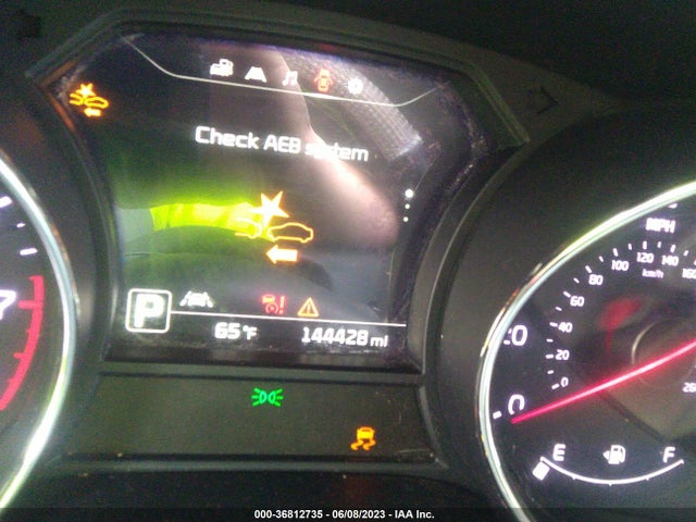 2017 KIA SEDONA LX VIN: KNDMB5C19H6292852
