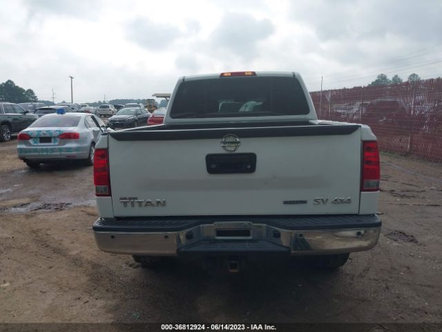 1N6BA0EC1FN514232 Nissan TITAN SV